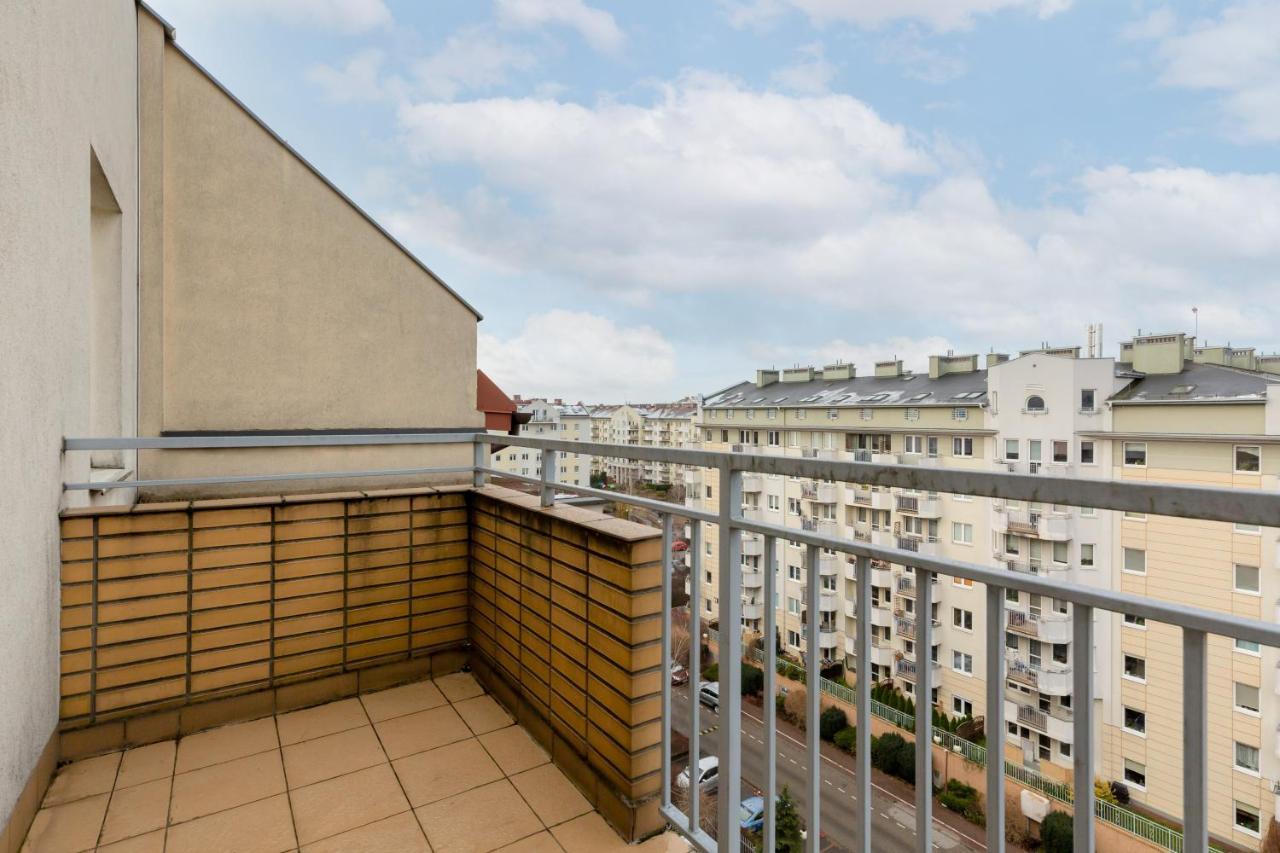 Apartments Chelmonskiego Warsaw Ursus By Noclegi Renters Exteriér fotografie